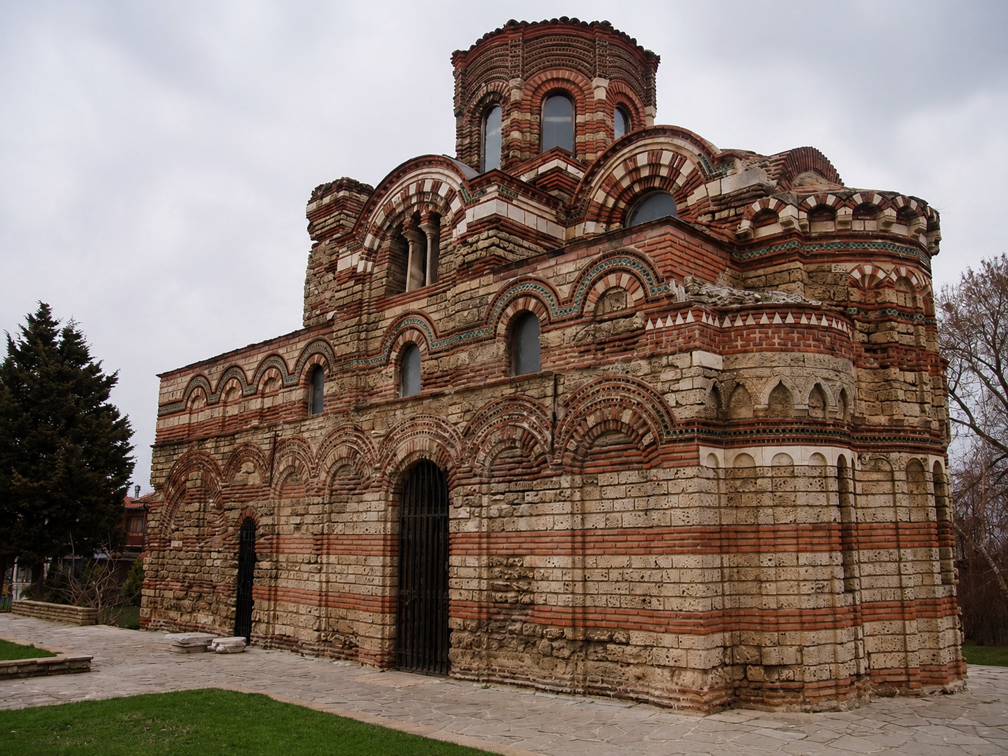 Църквата Христос Пантократор в Стария Несебър
